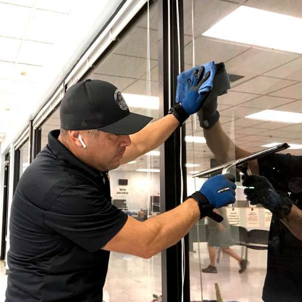 Commercial Window Cleaning in Bakersfield